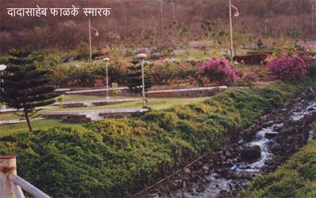phalake smarak